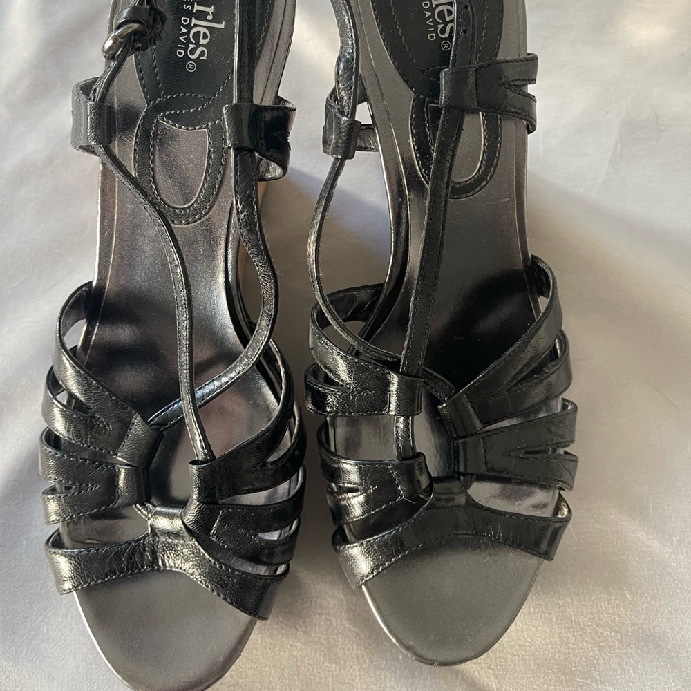 Charles David Wedges, Black, Size 9